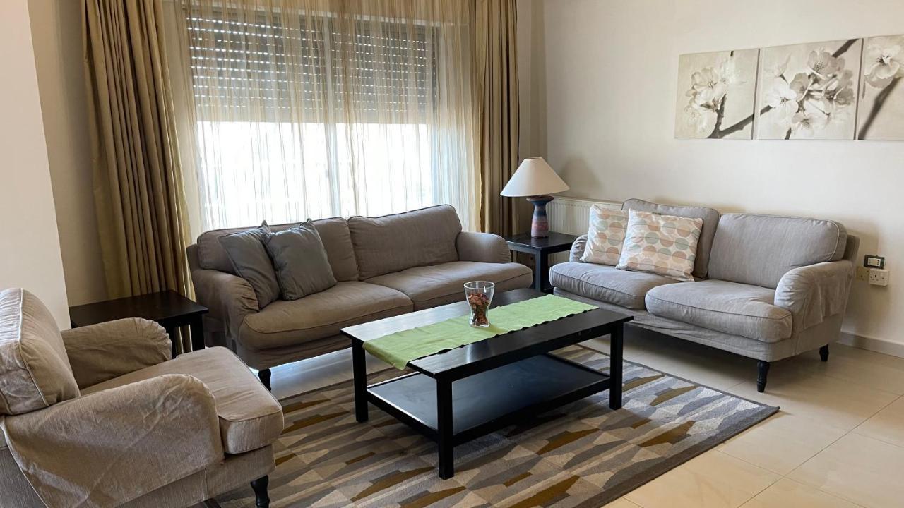 Abdoun Apartment Amman Exteriör bild